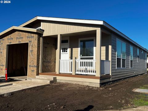 A home in McMinnville