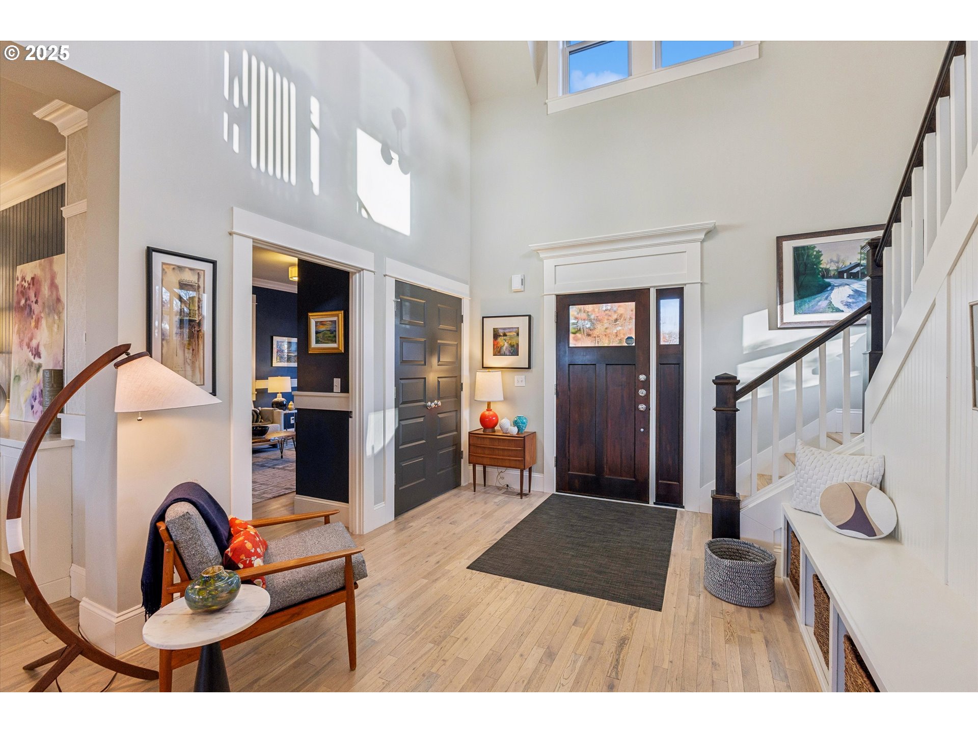 2040 NE ALAMEDA DR