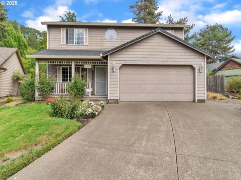 Photo of 2063 NE Gibbs Cir, McMinnville, OR 97128 (MLS # 681612232)