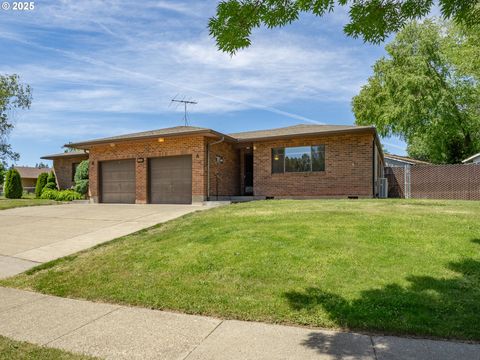 919 CHARLES ST A Newberg OR 97132