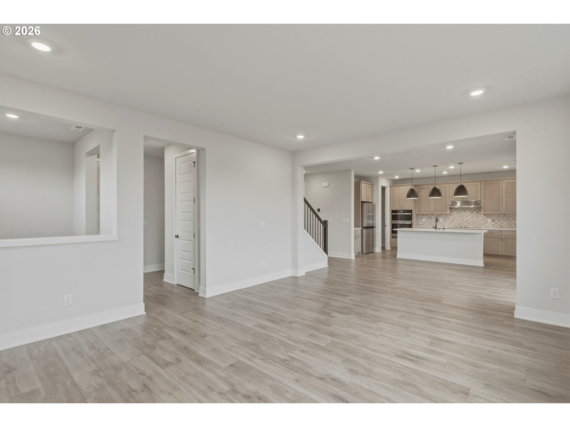 8713 S 4TH WAY