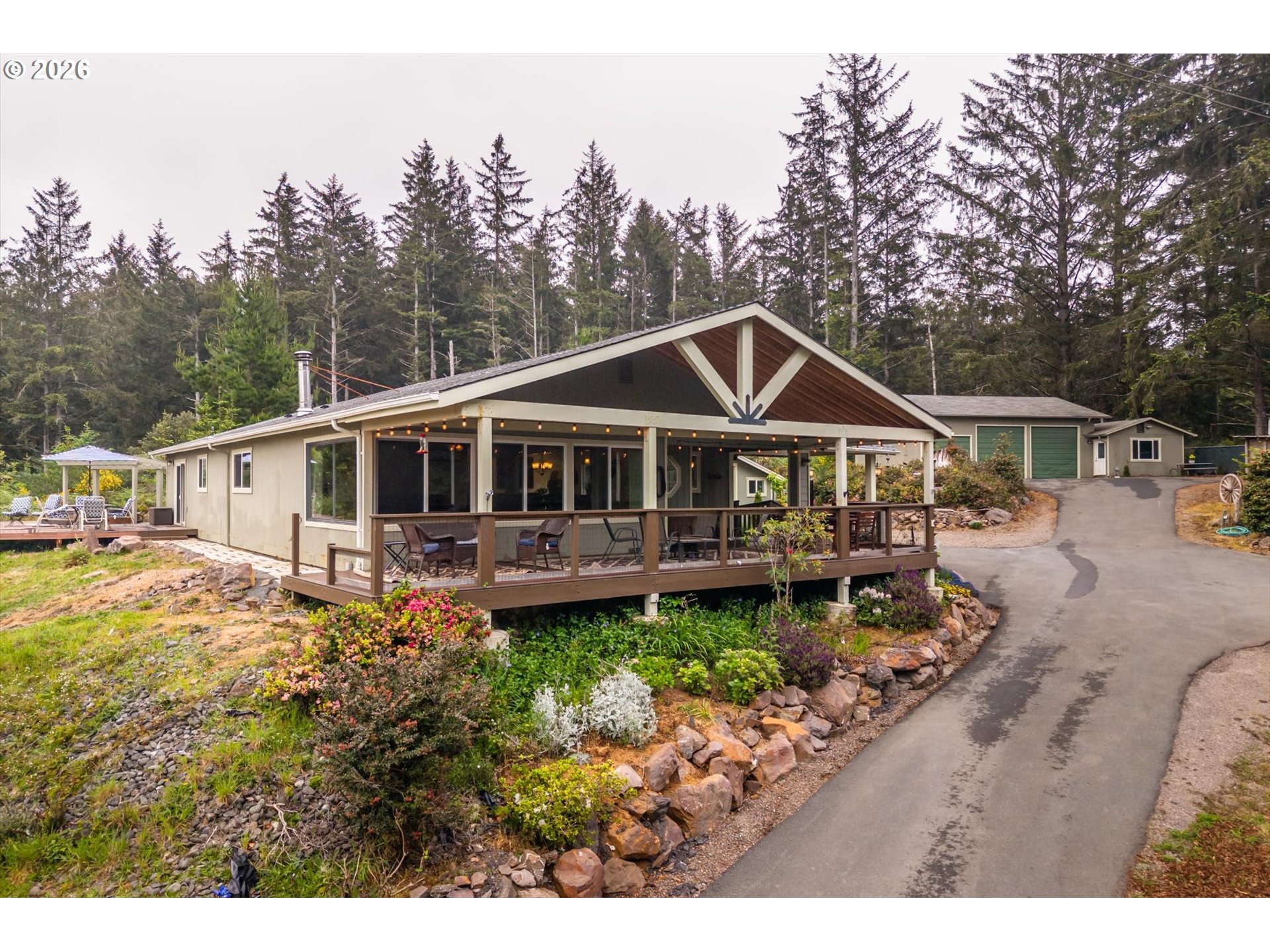 95715 PINEWOOD LN