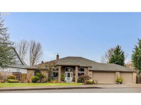 Photo of 2490 NW Horizon Dr, McMinnville, OR 97128 (MLS # 231876305)