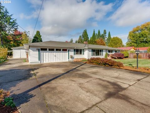 A home in Newberg