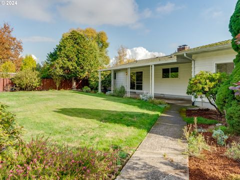 A home in Newberg