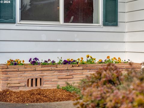 A home in Newberg