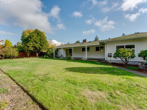 A home in Newberg