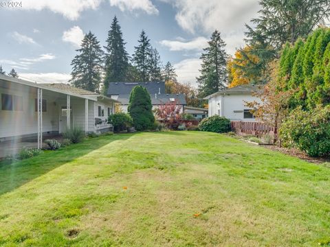 A home in Newberg