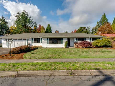 A home in Newberg