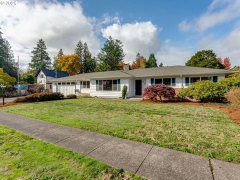 A home in Newberg