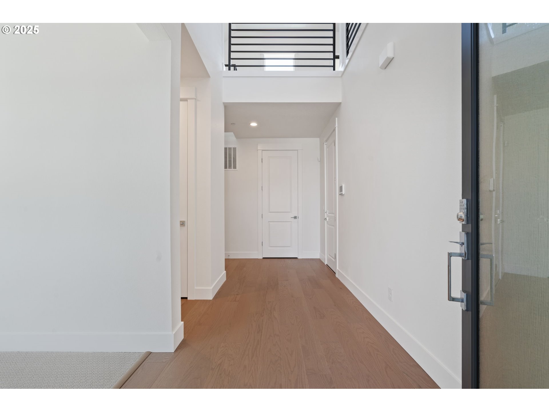 386 W FIR LOOP