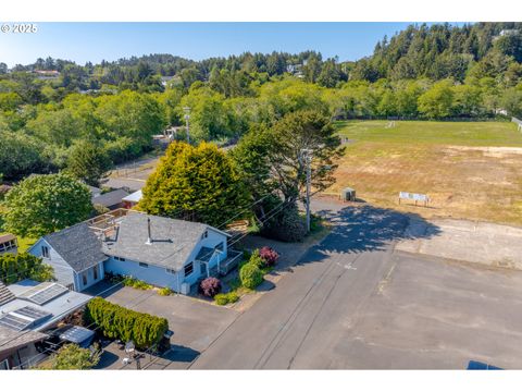 A home in Lincoln City