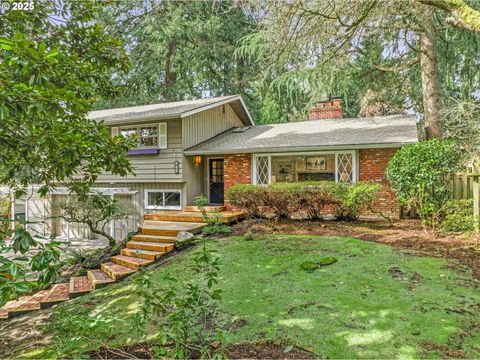 764 10TH ST Lake Oswego OR 97034