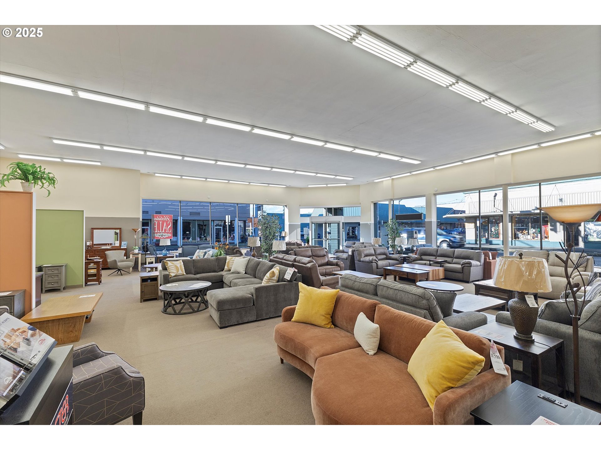 301 Main -2011 3rd St.