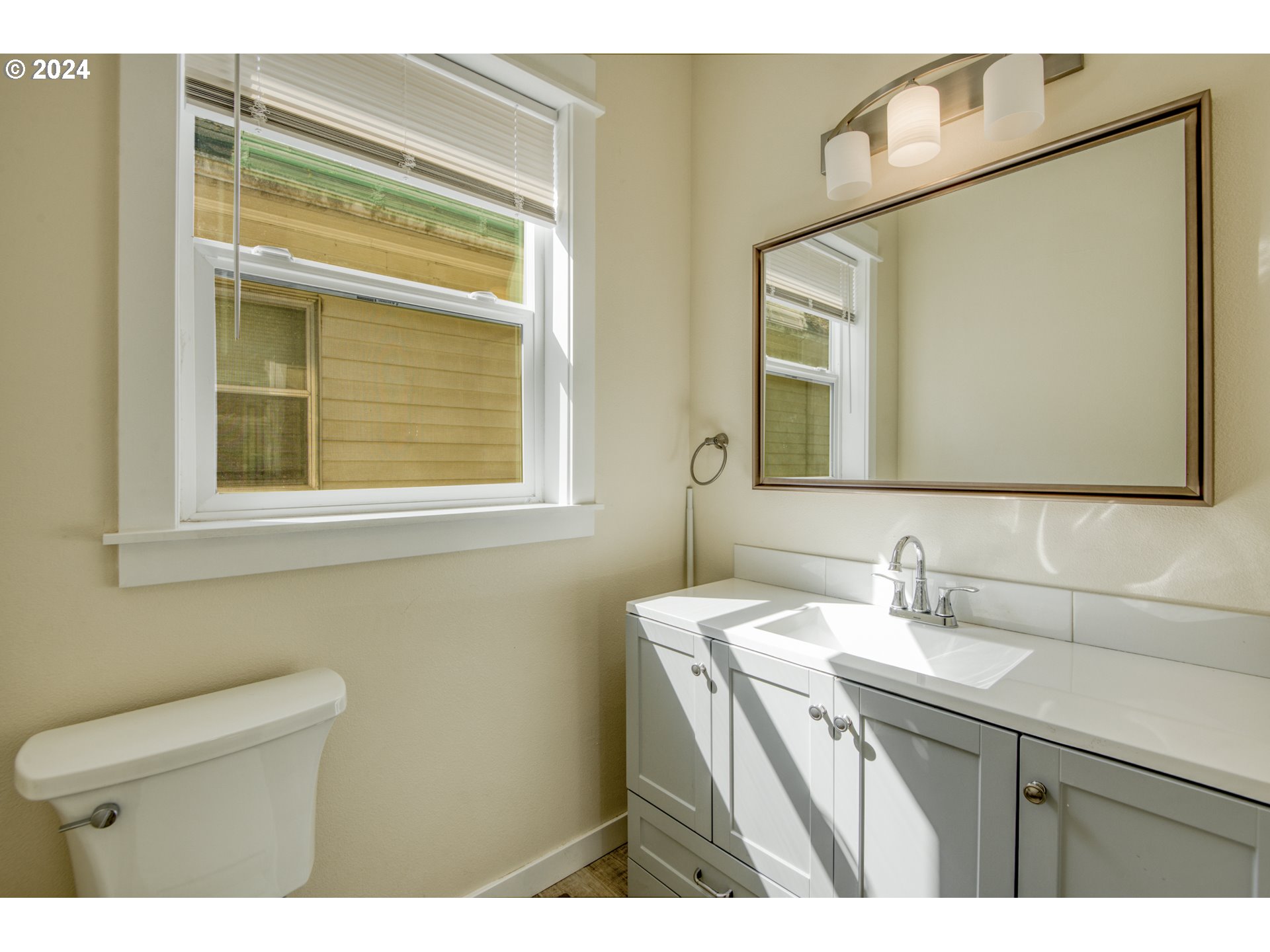 428 SE 30TH PL