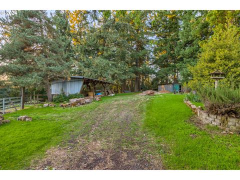 A home in Newberg