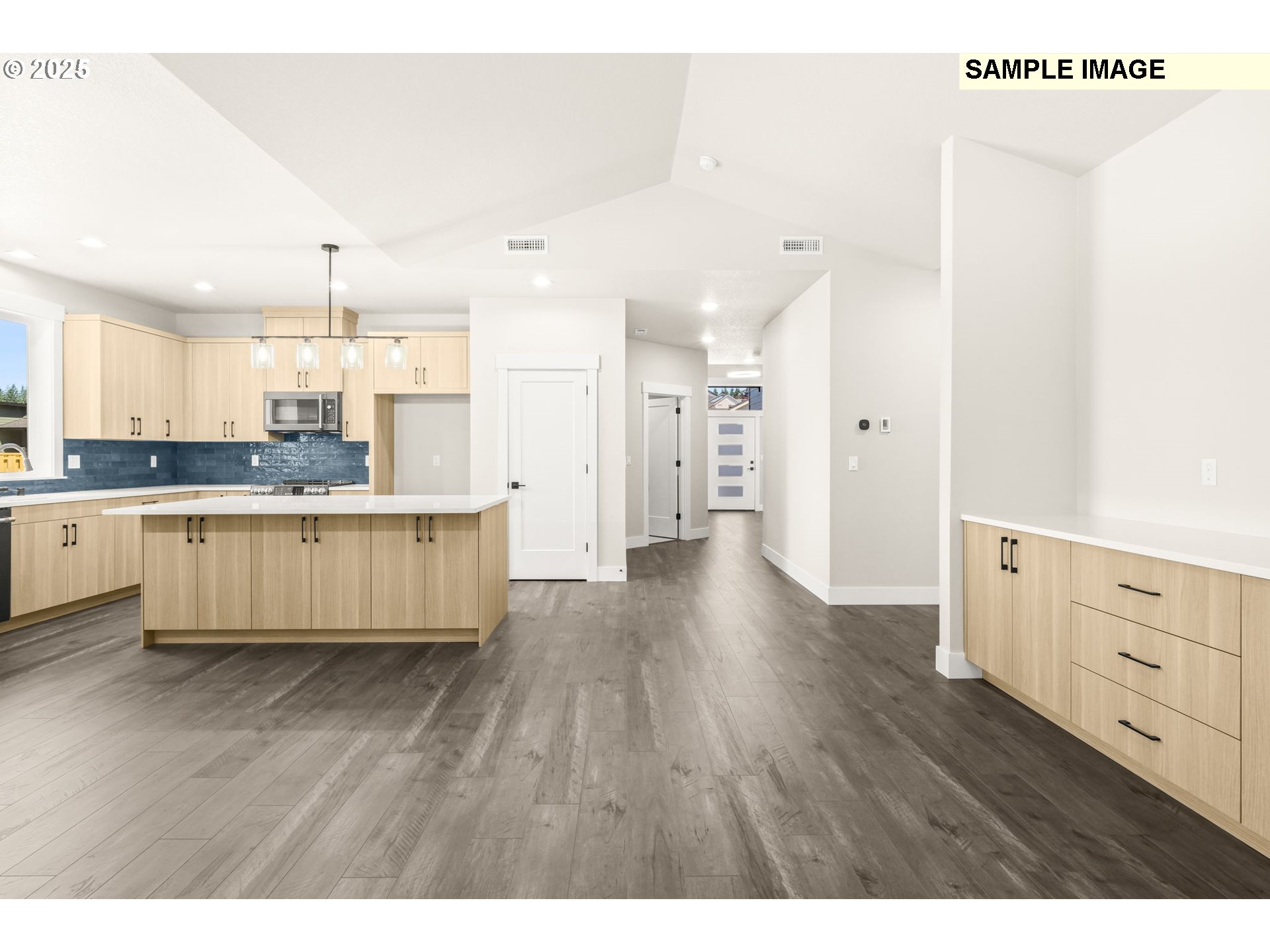 2035 E OTTER LOOP 66