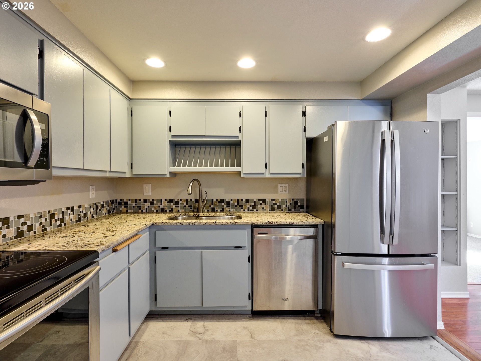 710 NW 11TH ST