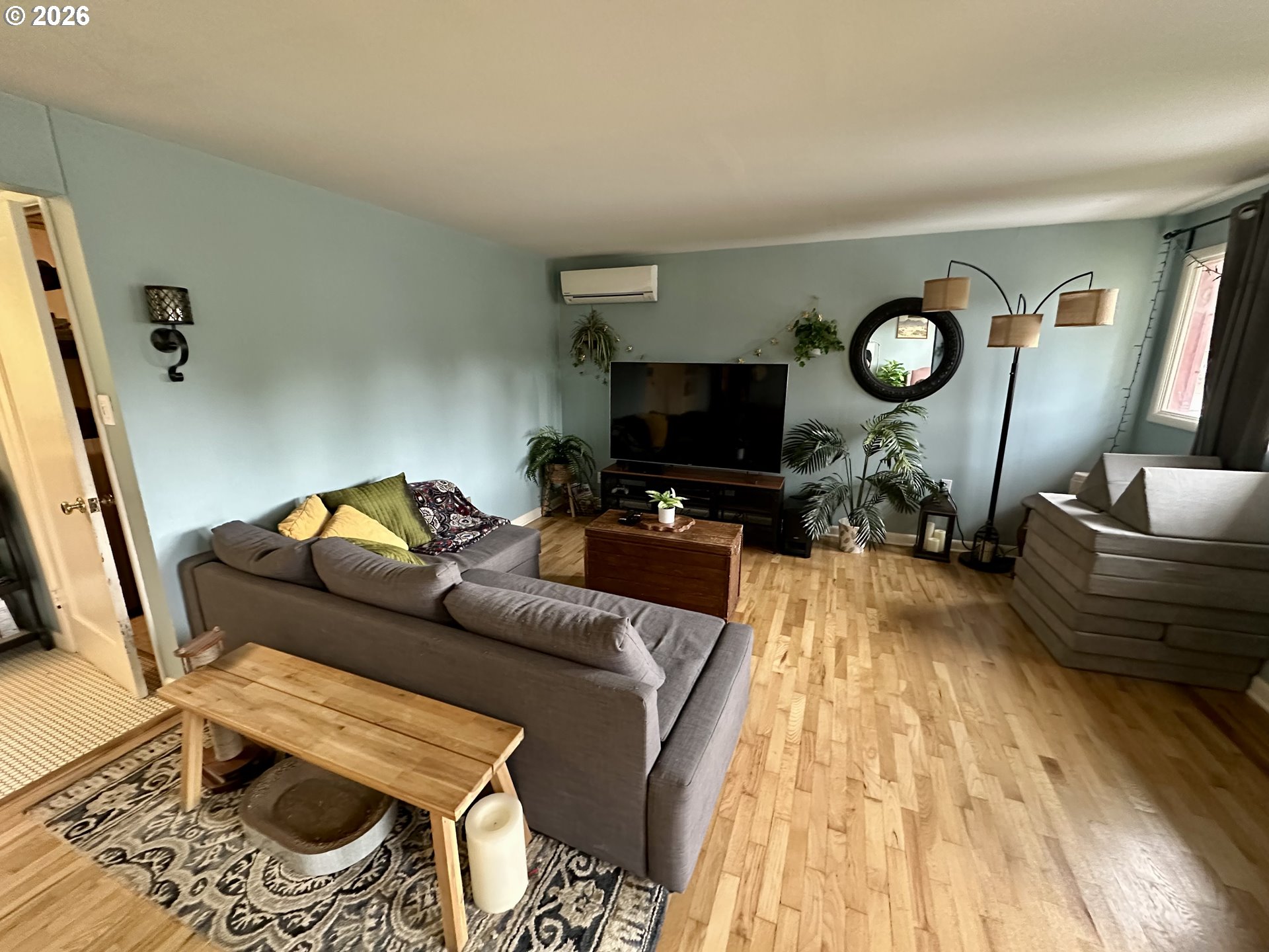 240 MARION LN