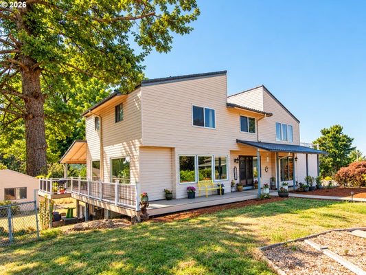 18191 S HOLLY LN, OREGON CITY, OR 97045 - Image aedc87e7929af9a035f0a714f8532ee8/3292092896