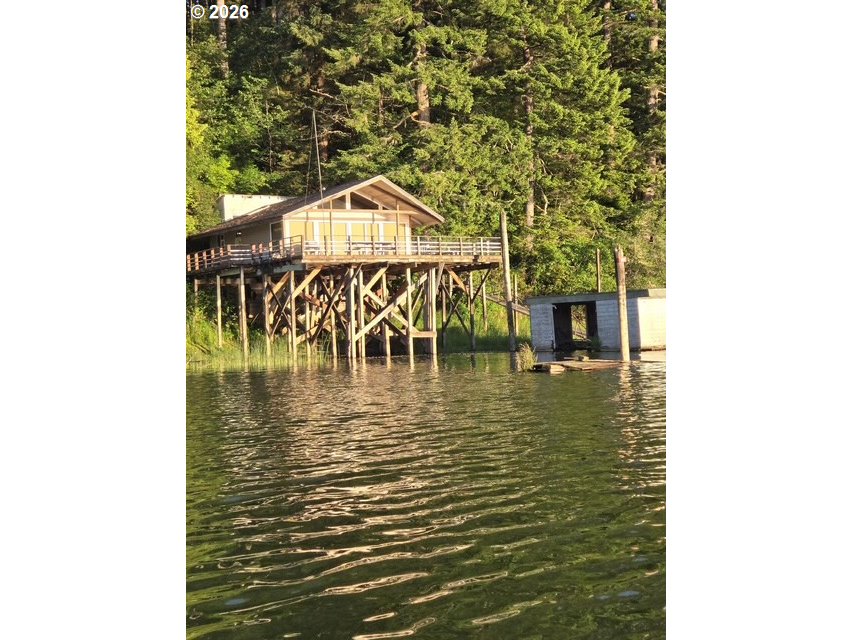 3708 S TENMILE LK