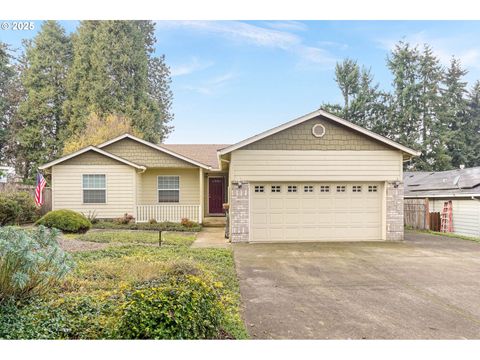 223 PENNI LN Silverton OR 97381