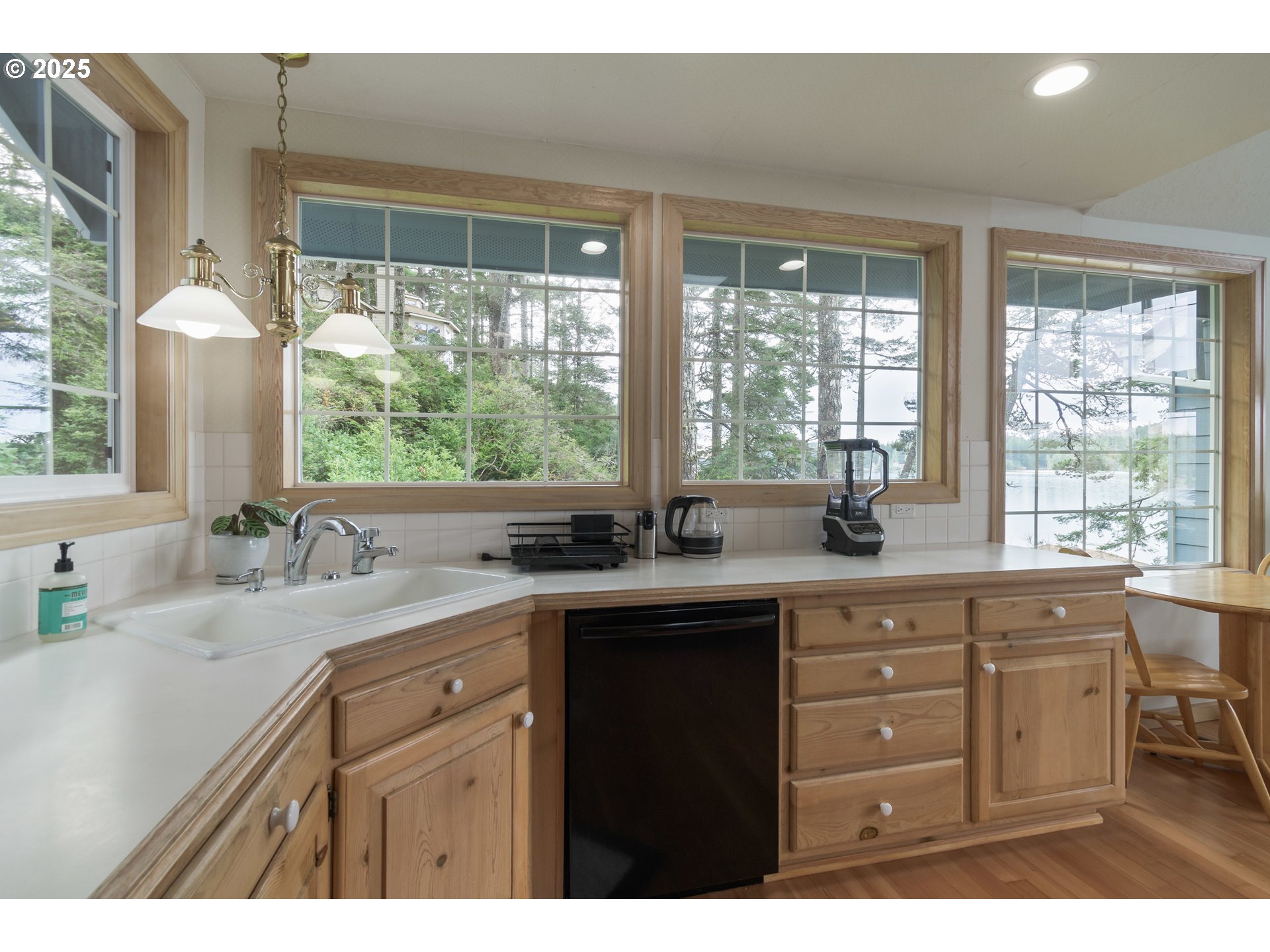 Florence, Oregon 97439, United States, 3 Bedrooms Bedrooms, ,3 BathroomsBathrooms,Residential,Active,168997