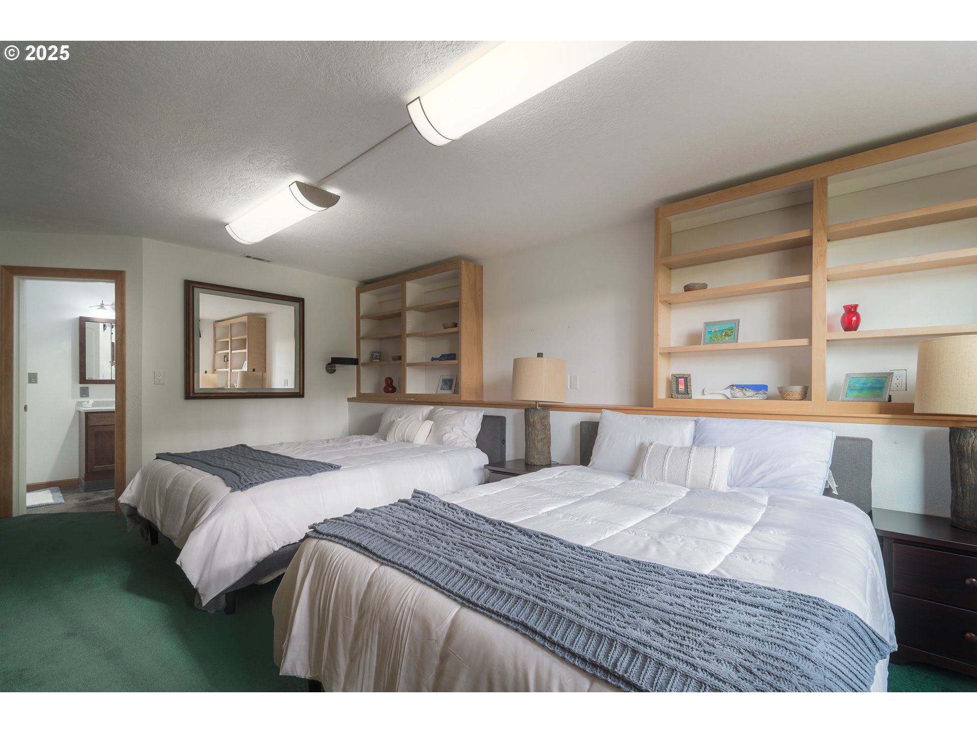 Florence, Oregon 97439, United States, 3 Bedrooms Bedrooms, ,3 BathroomsBathrooms,Residential,Active,168997