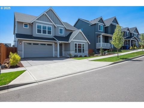 2754 INNA AVE NW Salem OR 97304