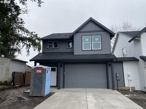 175 W 8th ST Lafayette OR 97127