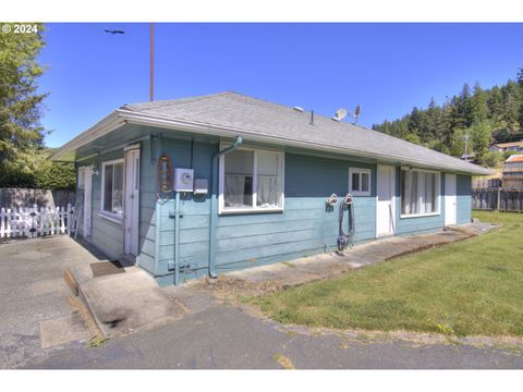 A home in Gold Beach