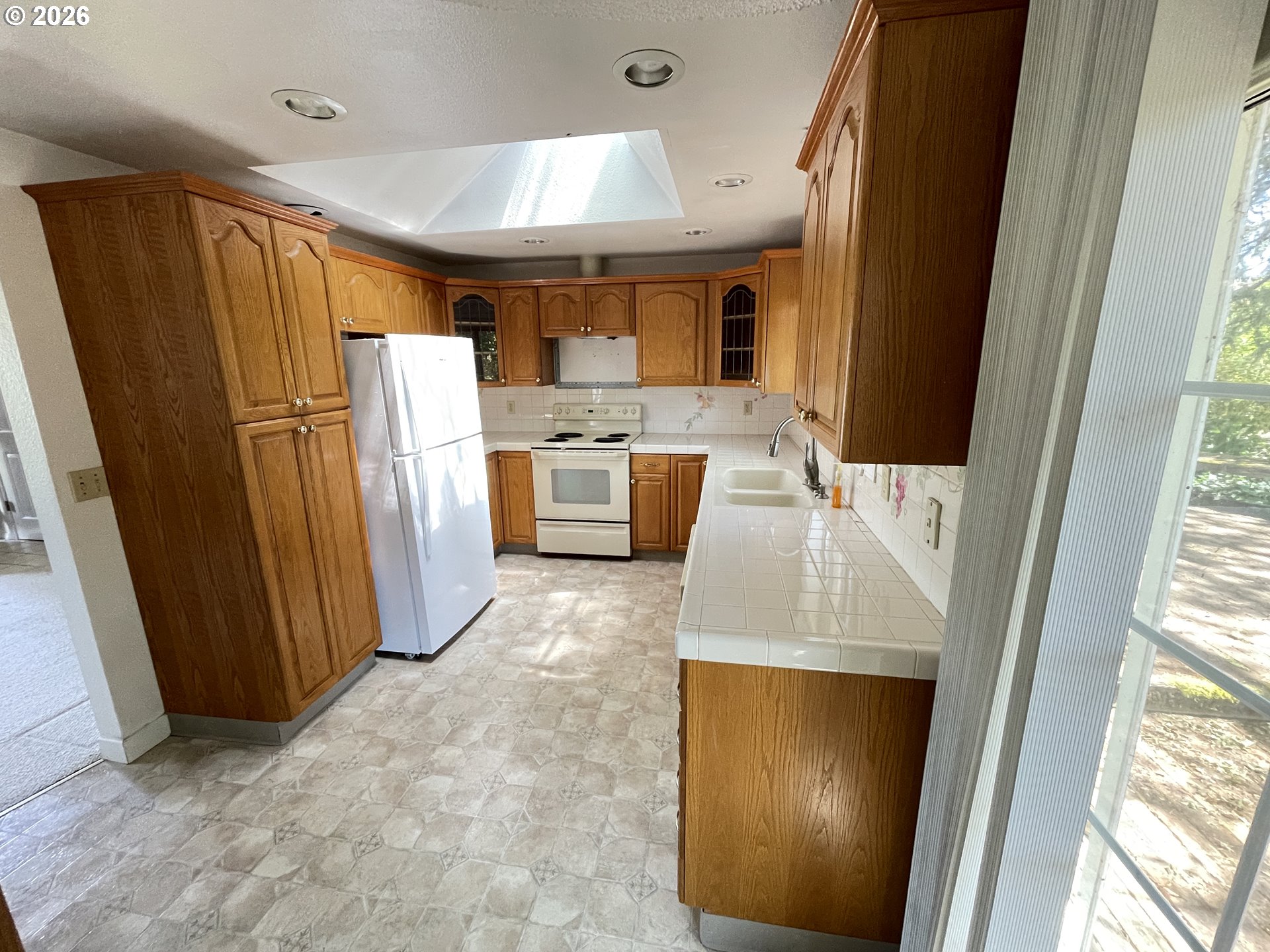 1860 SW 193RD CT