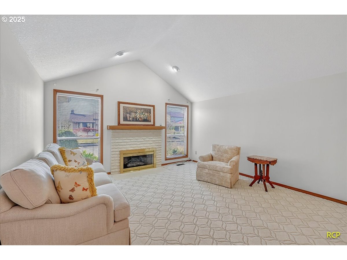 2332 NE 158TH AVE