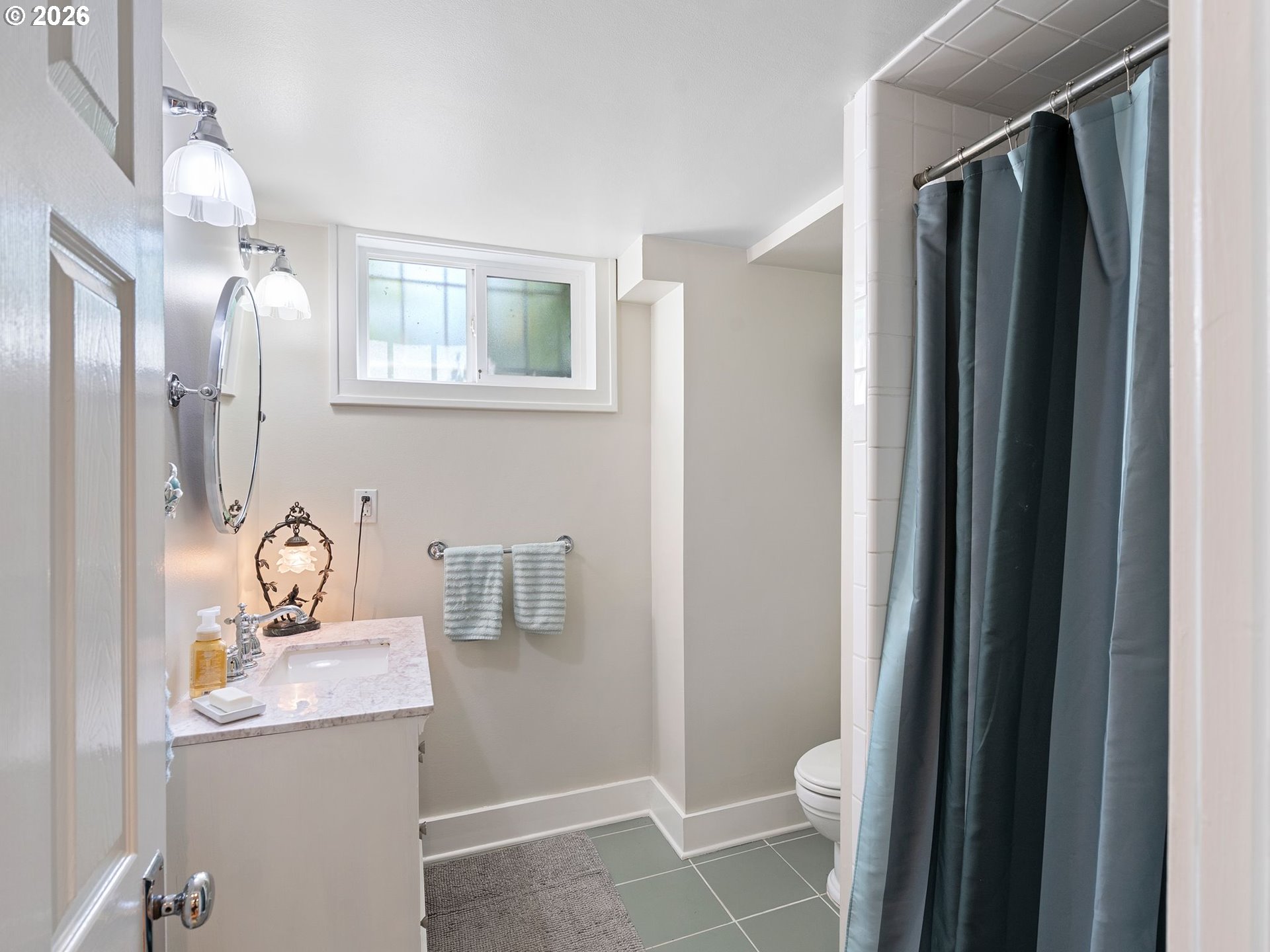3409 SE Aldercrest Rd, Milwaukie, OR, 97222, USA, 4 Bedrooms Bedrooms, ,2 BathroomsBathrooms,Residential,Pending,3409 SE Aldercrest Rd,701998530