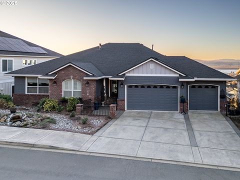 430 N Y ST Washougal WA 98671