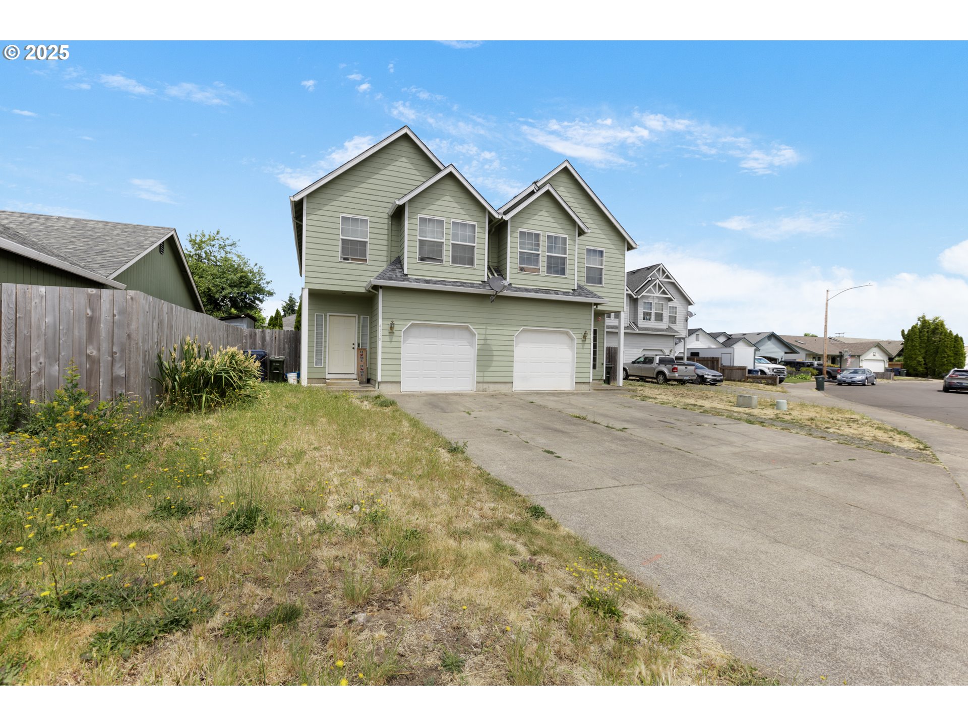 4118/4120 S E ST