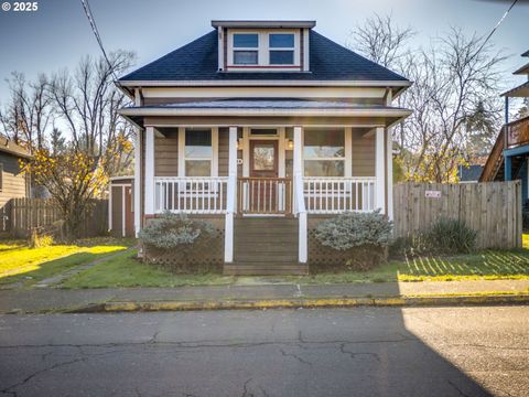 432 DIVISION ST Oregon City OR 97045