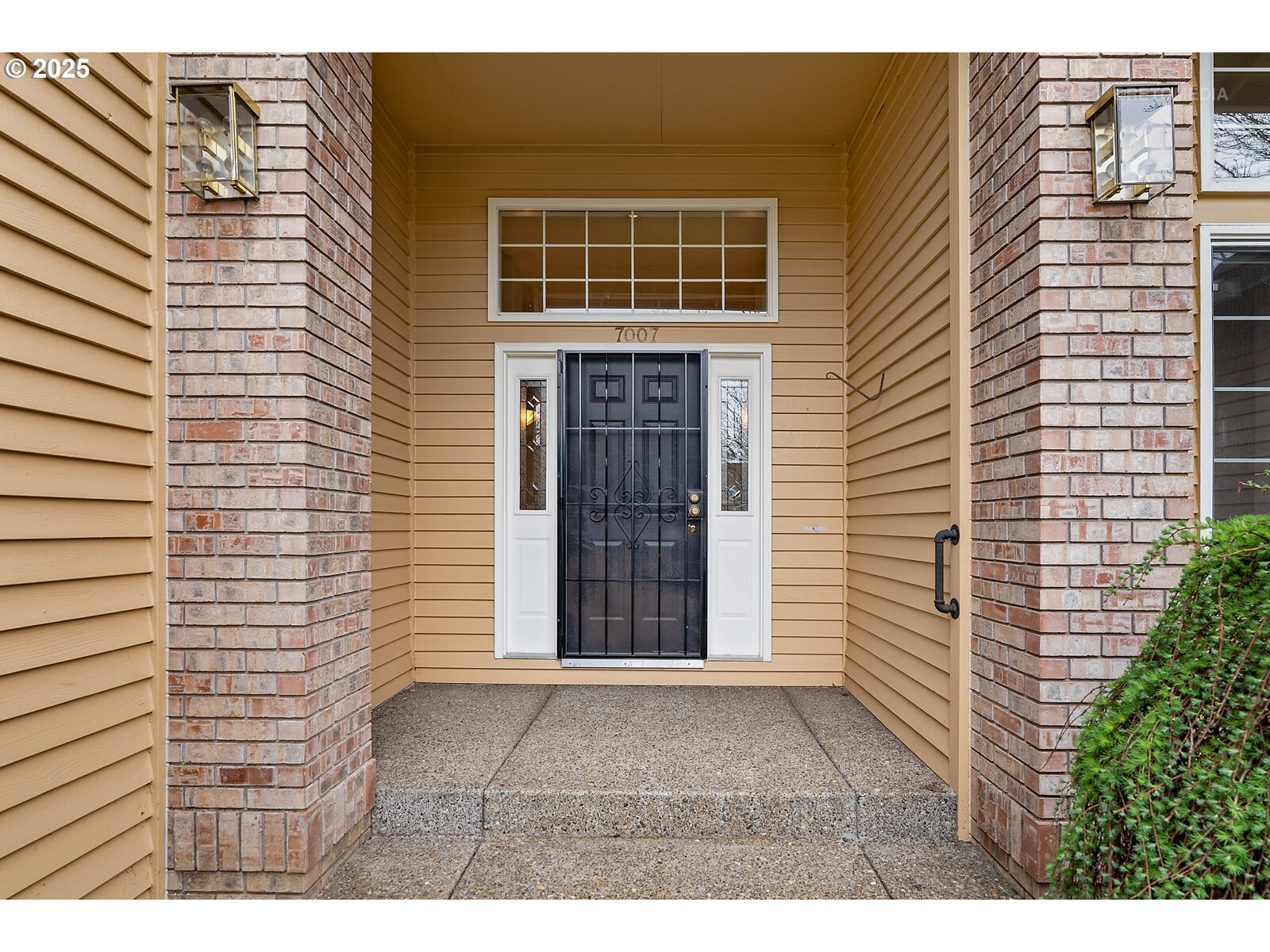 7007 SW HOLLYBROOK CT