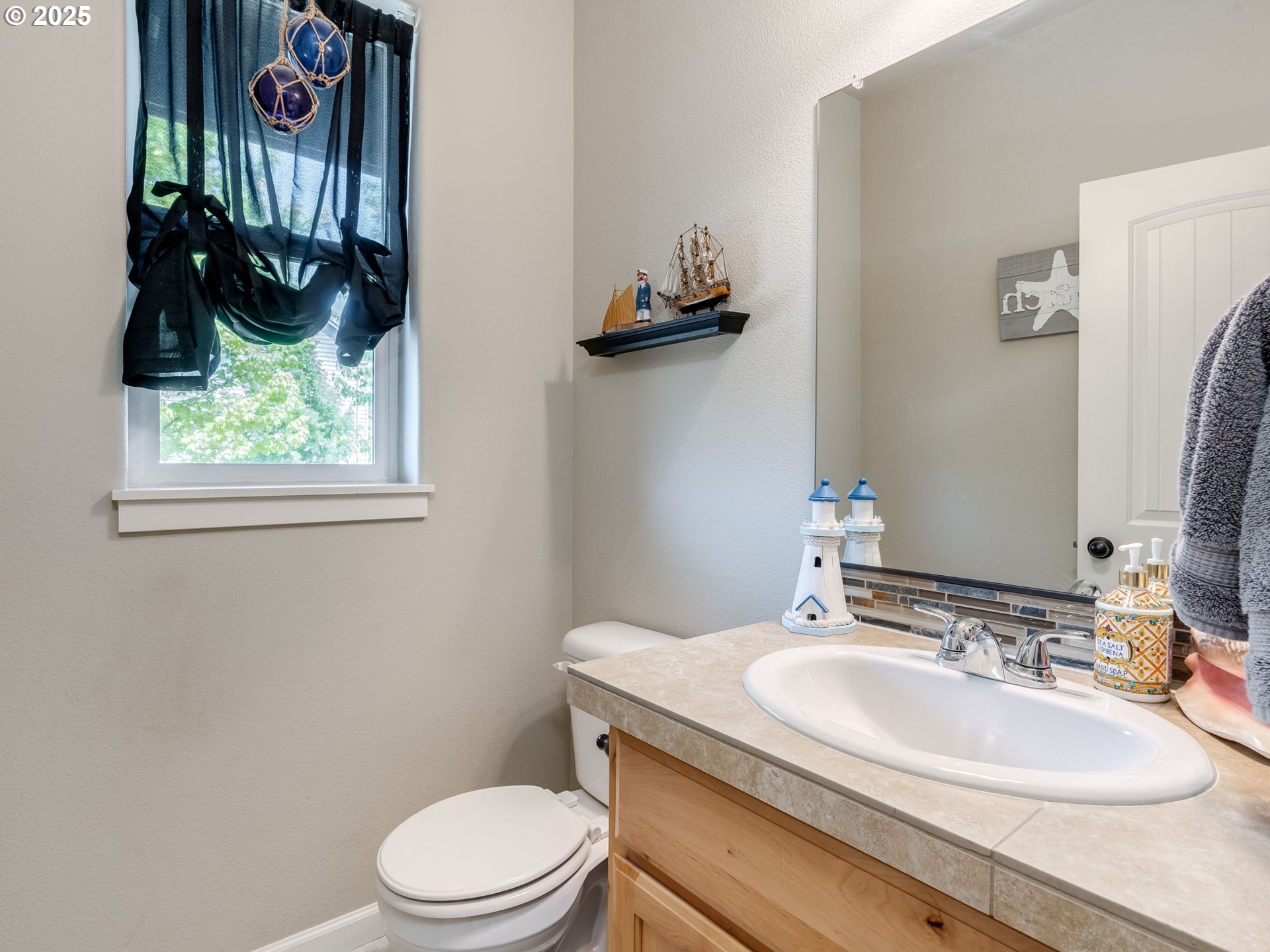 Forest Grove, Oregon 97116, United States, 3 Bedrooms Bedrooms, ,3 BathroomsBathrooms,Residential,Active,126627