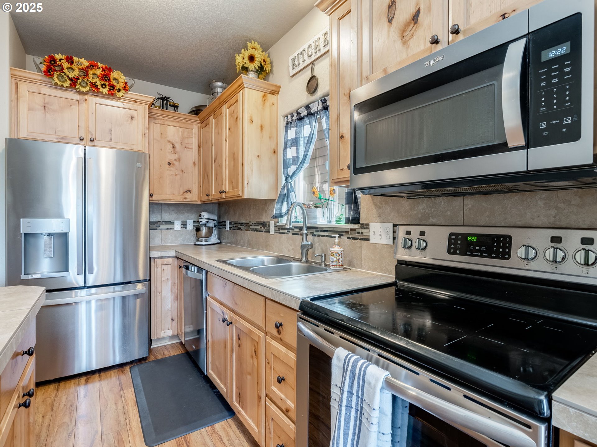 Forest Grove, Oregon 97116, United States, 3 Bedrooms Bedrooms, ,3 BathroomsBathrooms,Residential,Active,126627