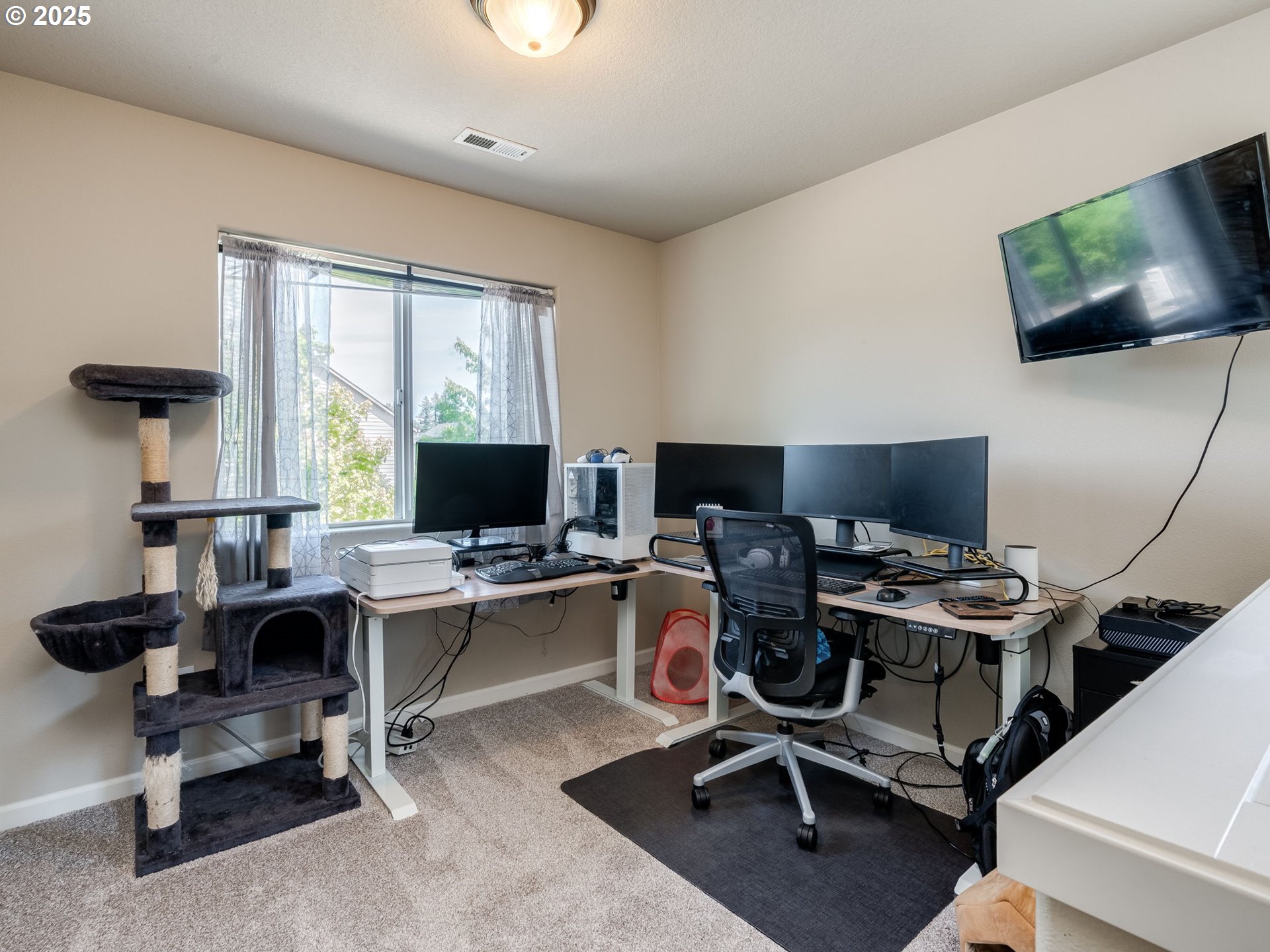 Forest Grove, Oregon 97116, United States, 3 Bedrooms Bedrooms, ,3 BathroomsBathrooms,Residential,Active,126627