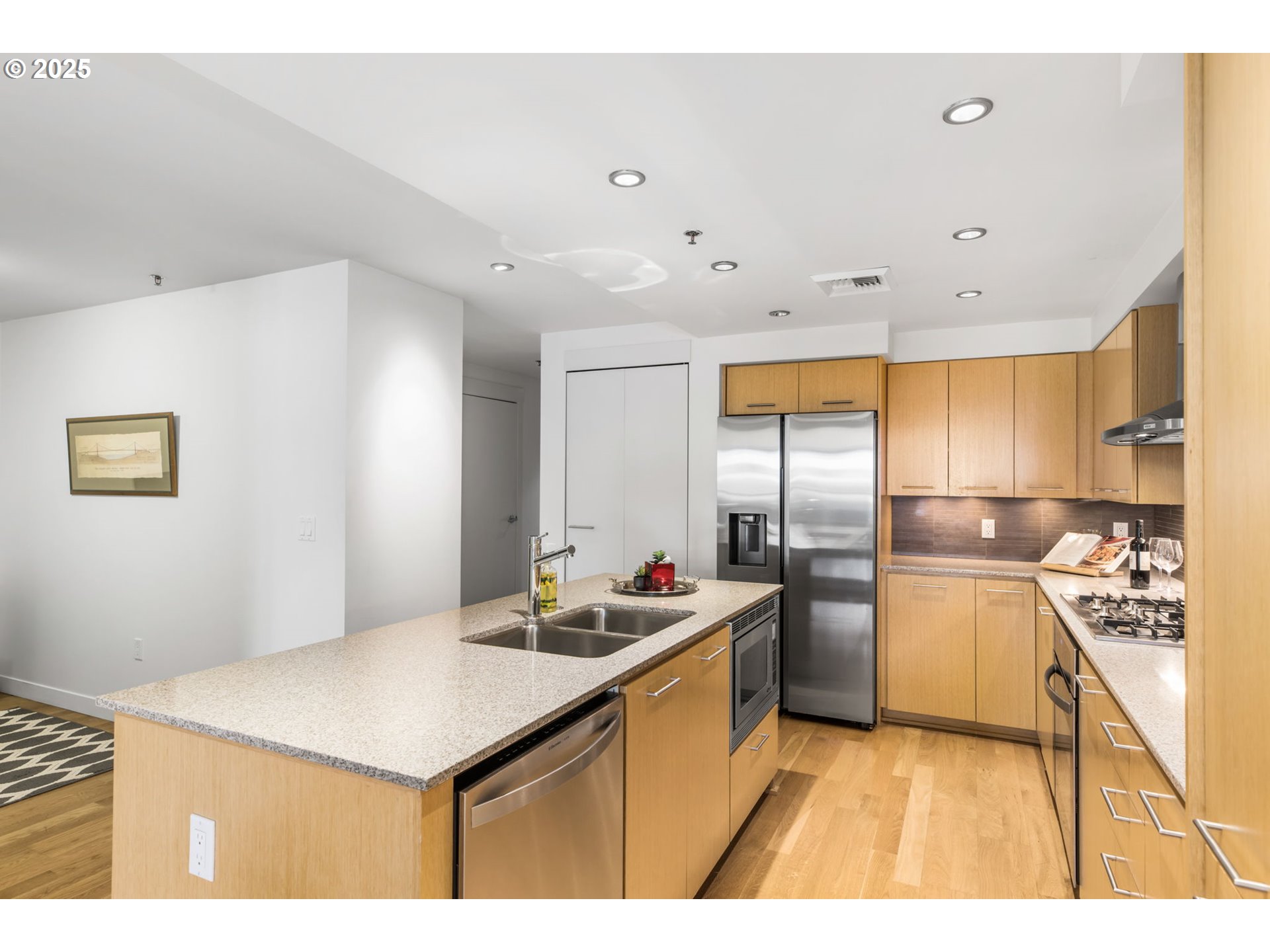 1310 NW NAITO PKWY
