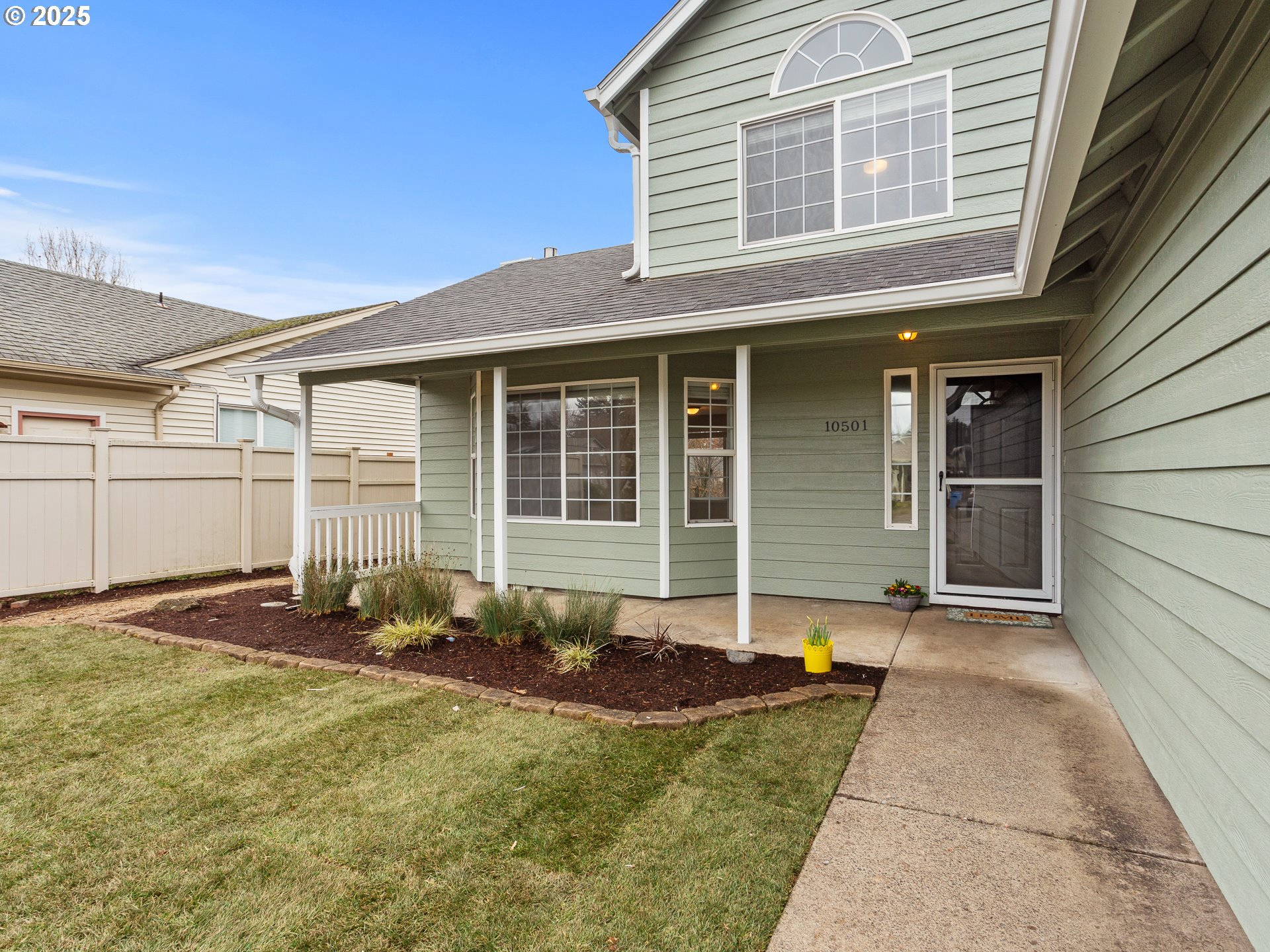 Vancouver, Washington 98662, United States, 4 Bedrooms Bedrooms, ,3 BathroomsBathrooms,Residential,Pending,1170