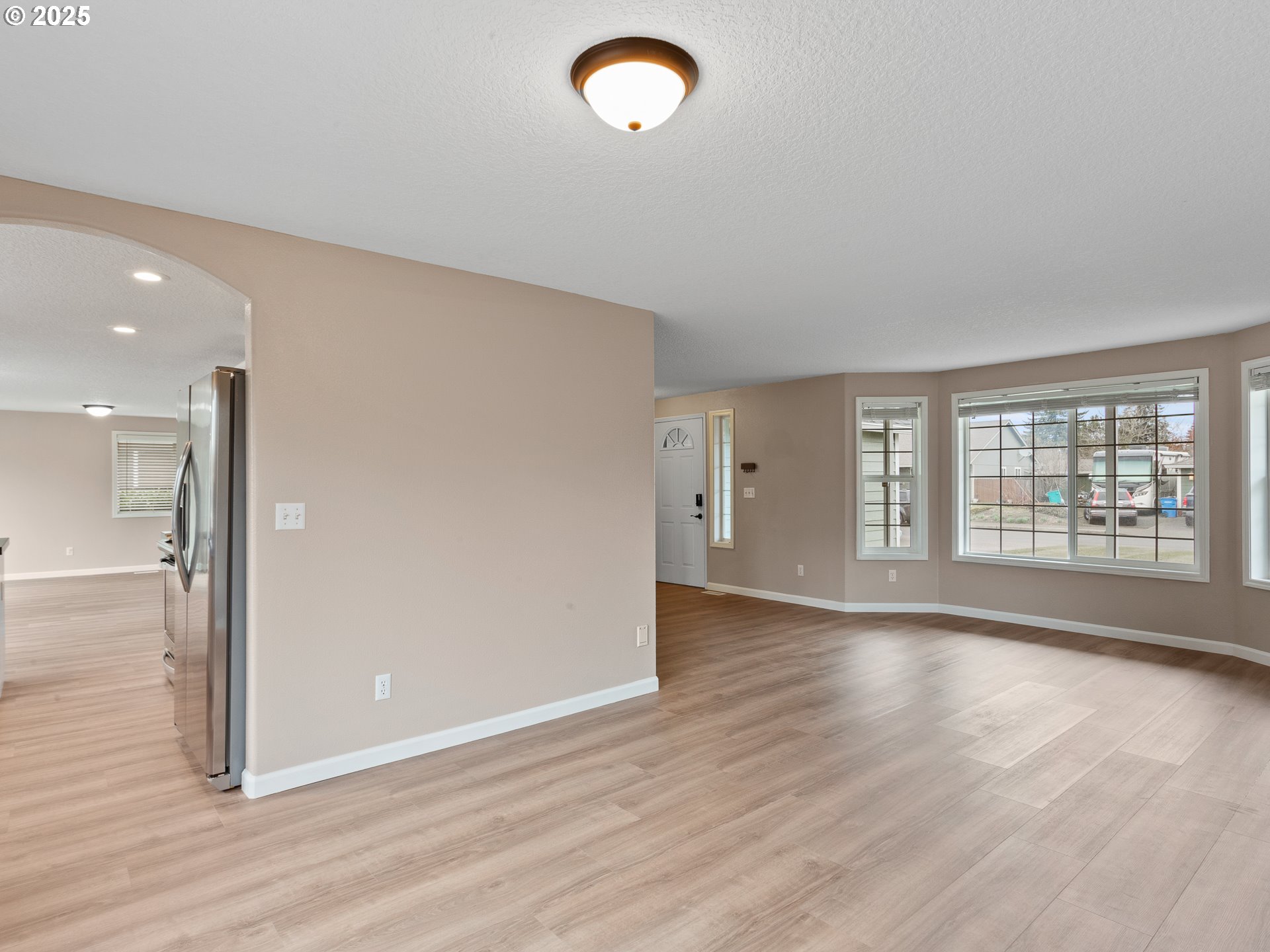 Vancouver, Washington 98662, United States, 4 Bedrooms Bedrooms, ,3 BathroomsBathrooms,Residential,Pending,1170