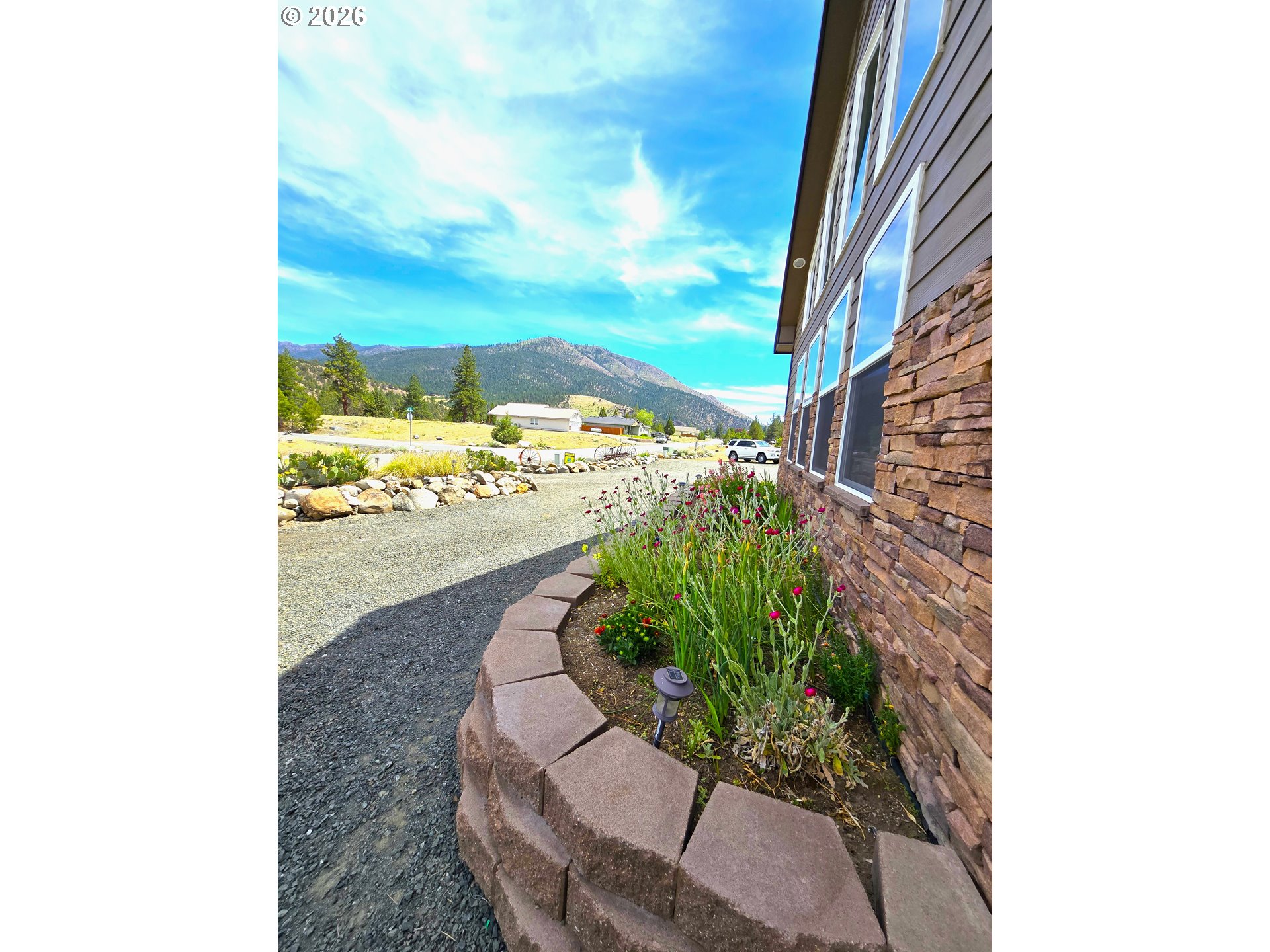 217 Elkview DR