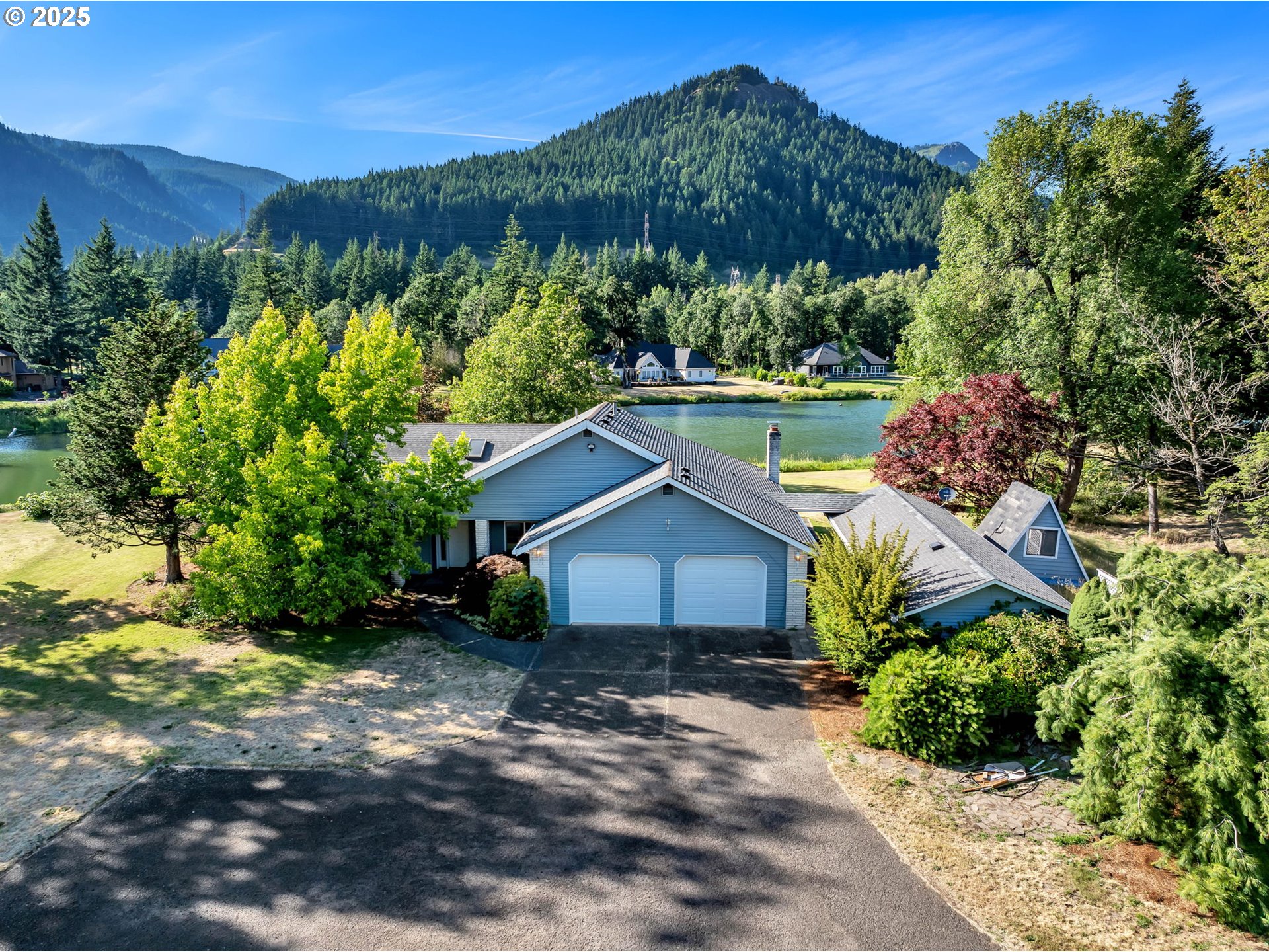 3004 WINDSONG DR