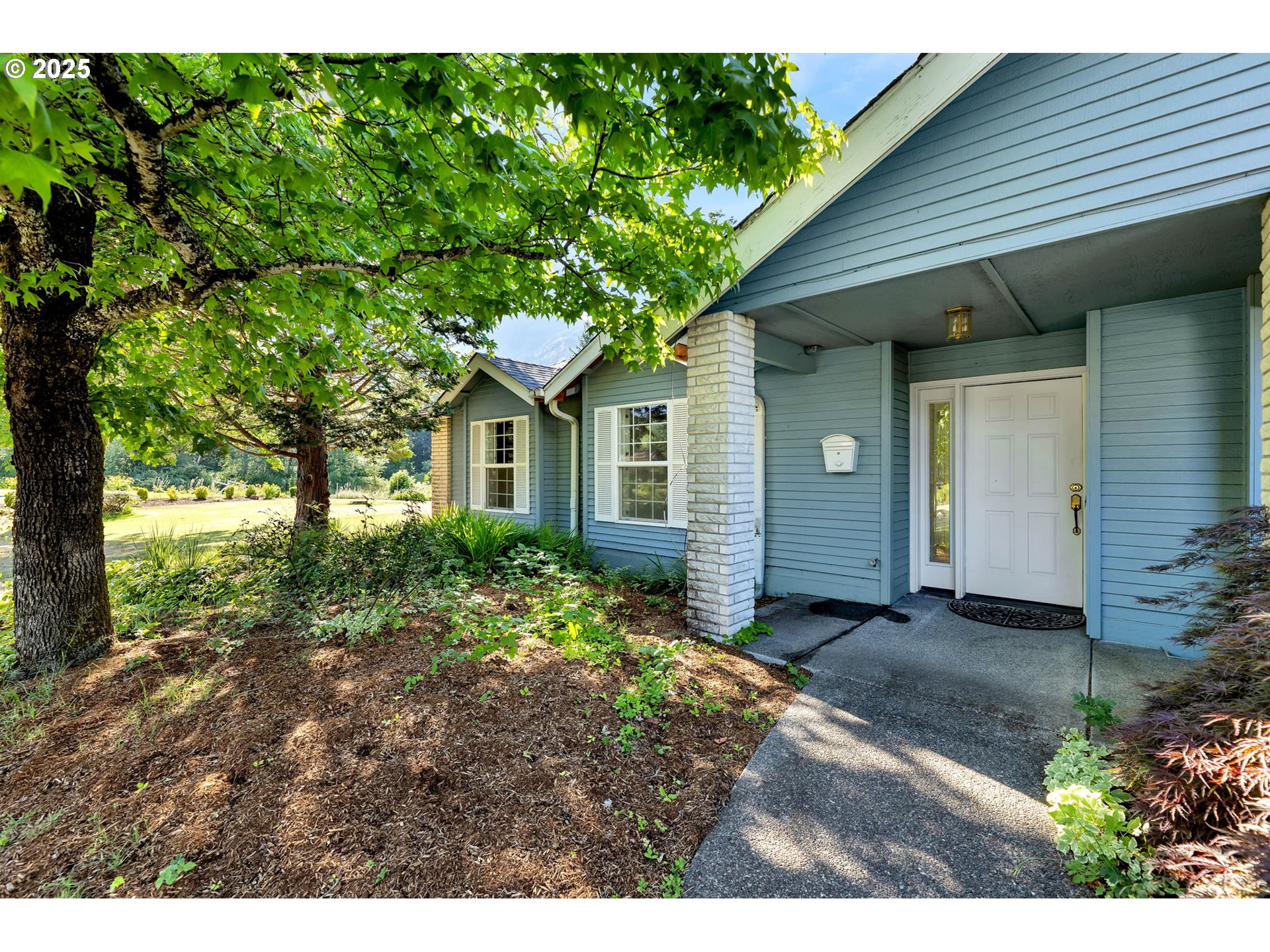 3004 WINDSONG DR