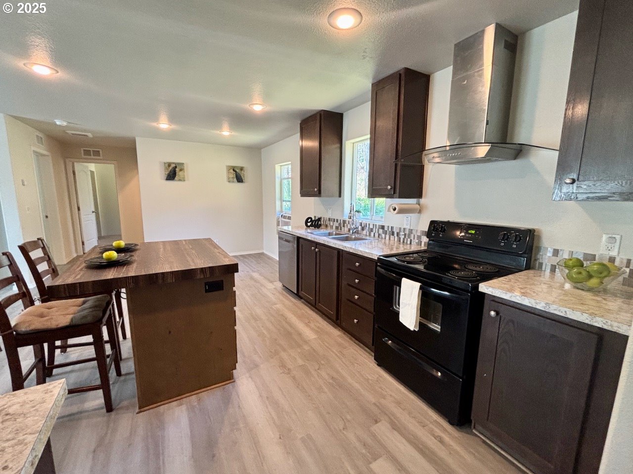 51211 MCKENZIE HWY