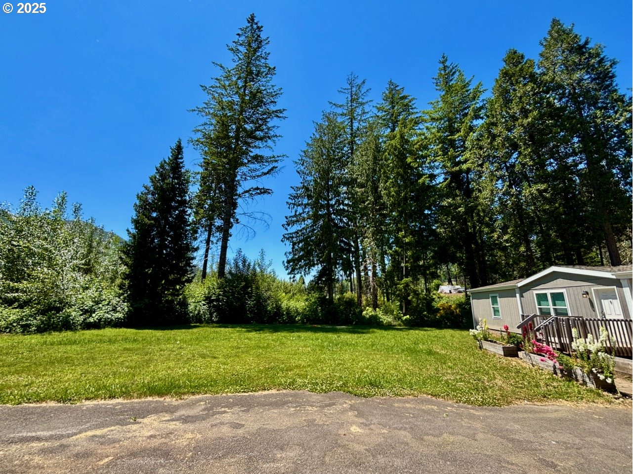 51211 MCKENZIE HWY