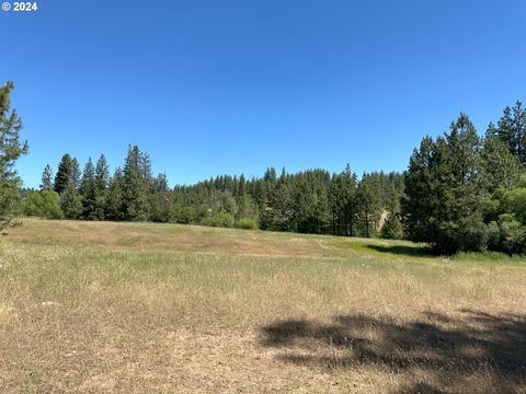 A home in Goldendale